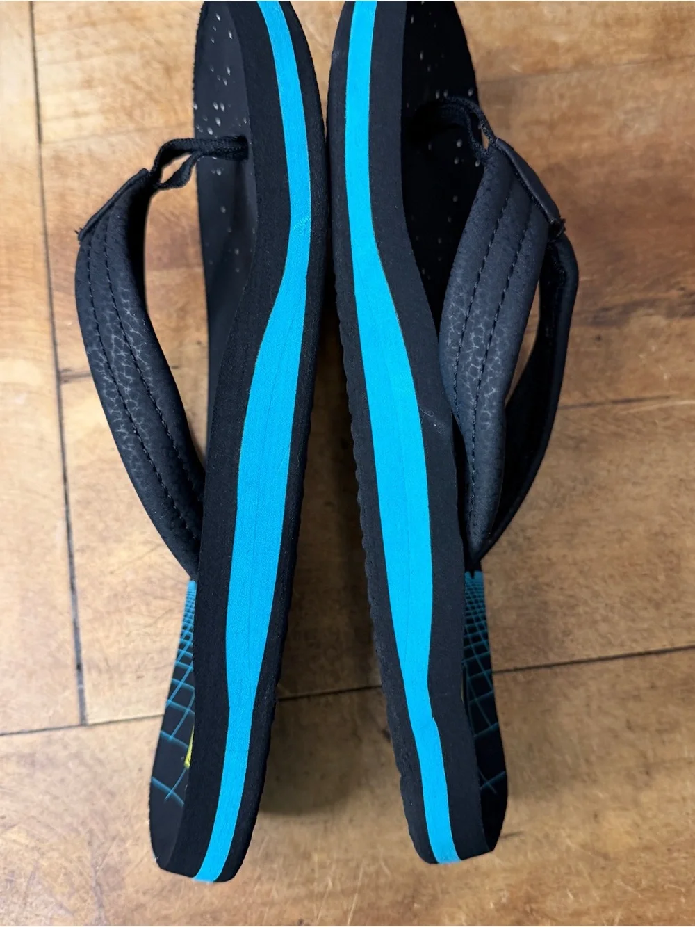 REEF Kids Little Ahi Flip Flops in the 